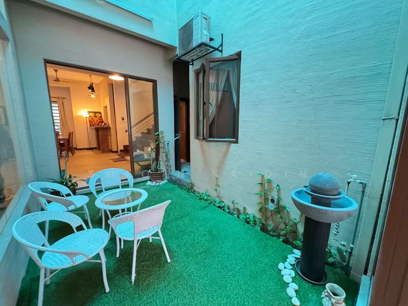 Rumah Teres 2 Tingkat untuk Dijual di Bukit Jelutong (Shah Alam) - Shiqin Saidin - Exterior - PropertyGuru.com.my