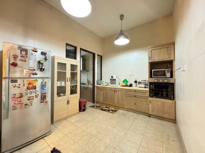 Rumah Teres 2 Tingkat untuk Dijual di Bukit Jelutong (Shah Alam) - Shiqin Saidin - Kitchen - PropertyGuru.com.my