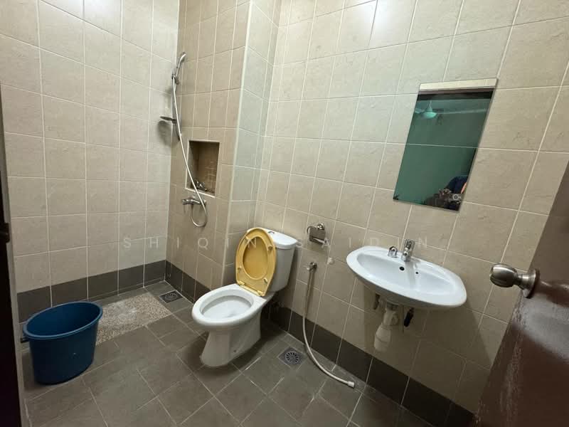 Rumah Teres 2 Tingkat untuk Dijual di Bukit Jelutong (Shah Alam) - Shiqin Saidin - Bathroom - PropertyGuru.com.my