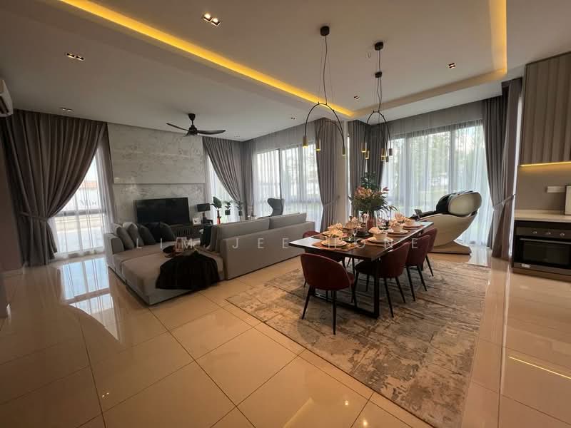 2-storey Terraced House for Sale in Puchong (Selangor) - Lim Jee Hone - Living Room - PropertyGuru.com.my