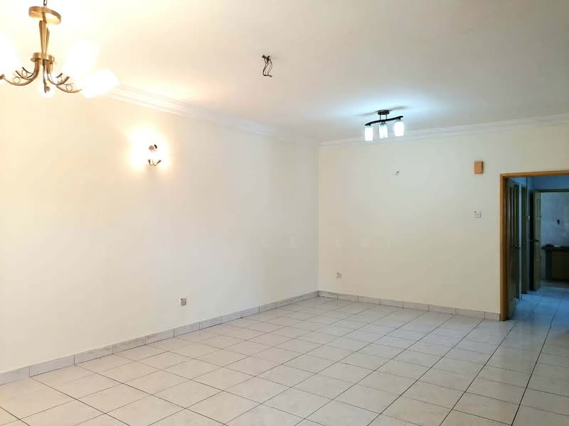 Rumah Teres untuk Disewa di Bukit Rahman Putra (Sungai Buloh) - Eunice Lai - Living Room - PropertyGuru.com.my