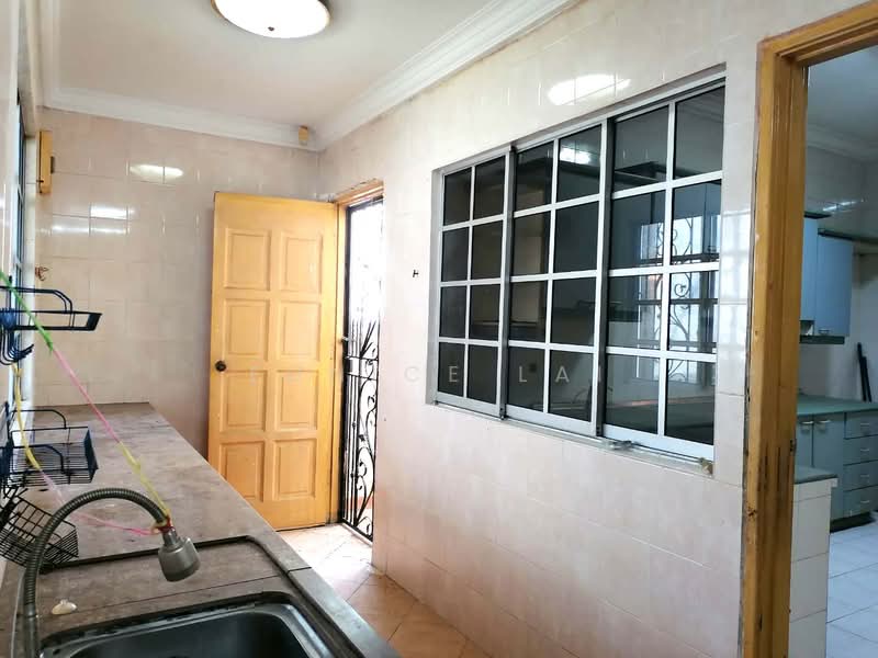 Rumah Teres untuk Disewa di Bukit Rahman Putra (Sungai Buloh) - Eunice Lai - Kitchen - PropertyGuru.com.my