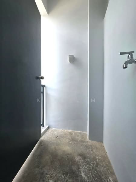 2-storey Terraced House for Sale in Bandar Dato Onn (Tebrau) - Karl Lim - Entrance - PropertyGuru.com.my