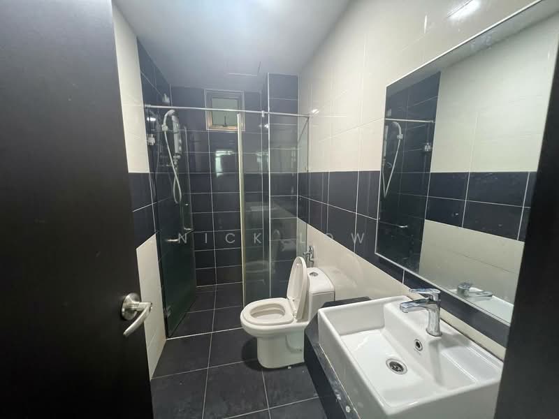Service Residence for Rent at D'Inspire Residence (Inspira Bestari) - Nick Low - Bathroom - PropertyGuru.com.my