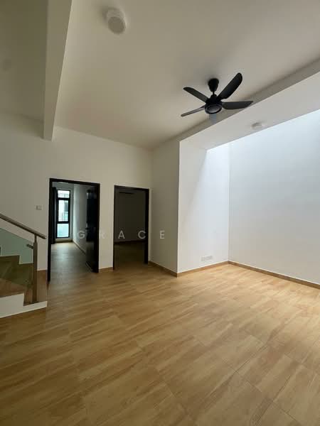 2.5-storey Terraced House for Sale in Puchong Perdana (Selangor) - Grace Lai - Living Room - PropertyGuru.com.my