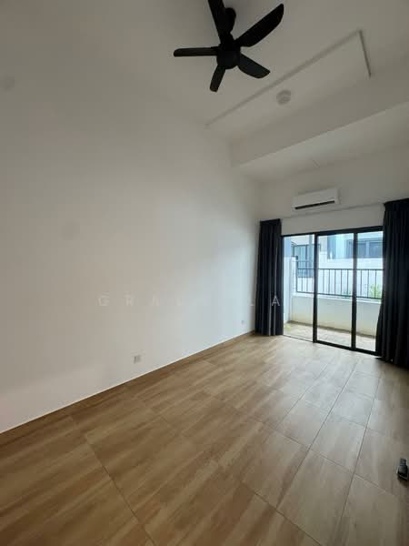 2.5-storey Terraced House for Sale in Puchong Perdana (Selangor) - Grace Lai - Balcony - PropertyGuru.com.my