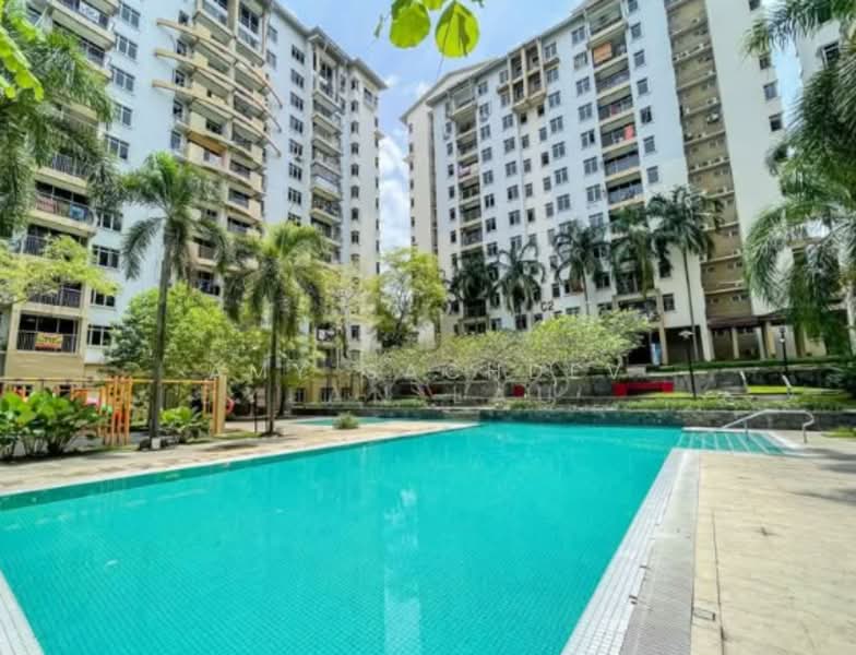 Kondominium untuk Dijual di Cyberia Smart Homes - Amy Sachdev - Exterior - PropertyGuru.com.my