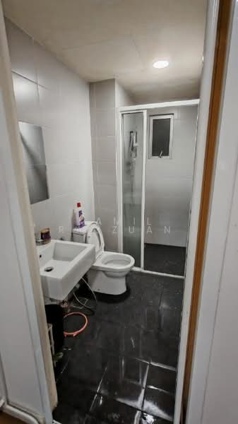 Service Residence for Rent at Cerrado Residence @ Southville City - Kamil Radzuan - Bathroom - PropertyGuru.com.my
