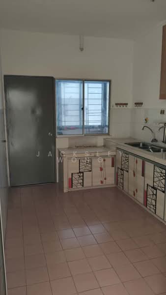 Pangsapuri untuk Dijual di Pangsapuri Bayu Suria (Summerfields Apartments) - Jacksley Wong - Kitchen - PropertyGuru.com.my