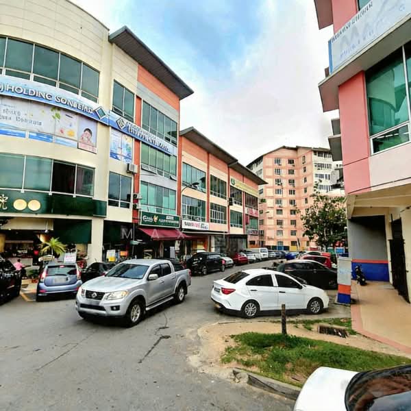 Pejabat untuk Disewa di Taman Bukit Serdang (Seri Kembangan) - Max Pek - PropertyGuru.com.my