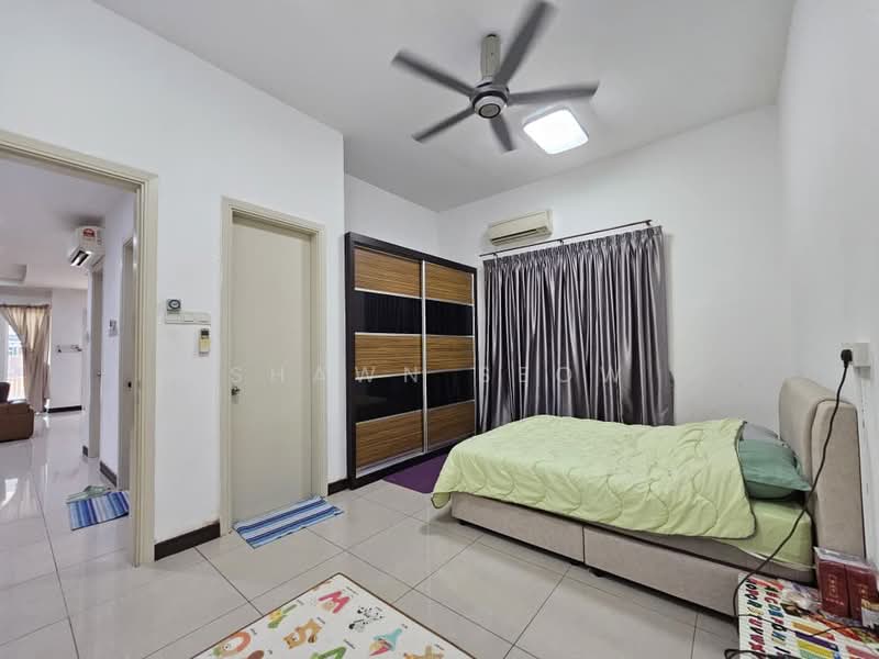 Link Bungalow for Sale in Kota Kemuning (Shah Alam) - Shawn Seow - Bedroom - PropertyGuru.com.my