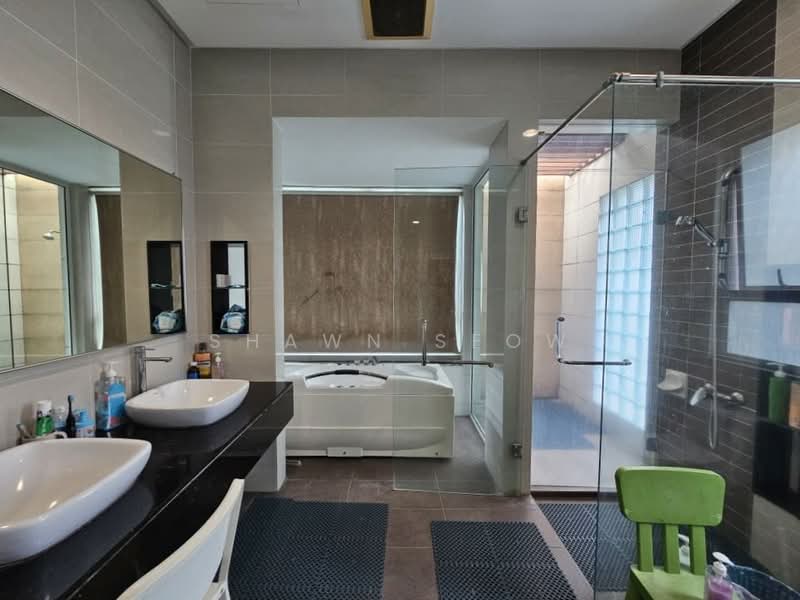 Link Bungalow for Sale in Kota Kemuning (Shah Alam) - Shawn Seow - Bathroom - PropertyGuru.com.my