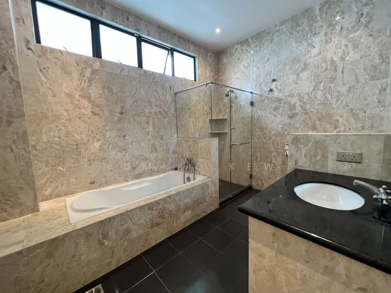 Bungalow for Sale in Damansara Heights (Damansara Heights) - Yumiko Kew - Bathroom - PropertyGuru.com.my