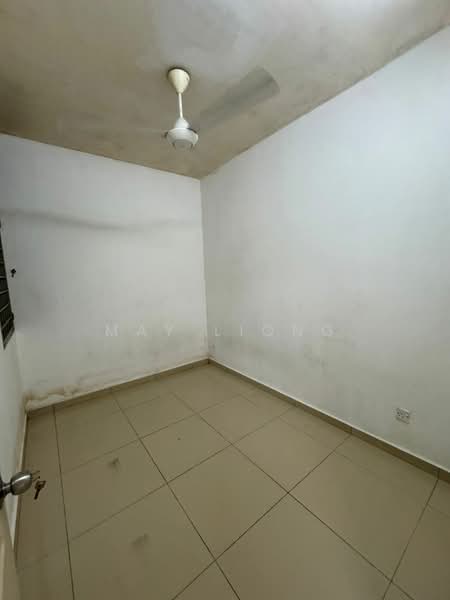 Townhouse for Sale in Taman Bukit Serdang (Seri Kembangan) - May Liong - Interior - PropertyGuru.com.my
