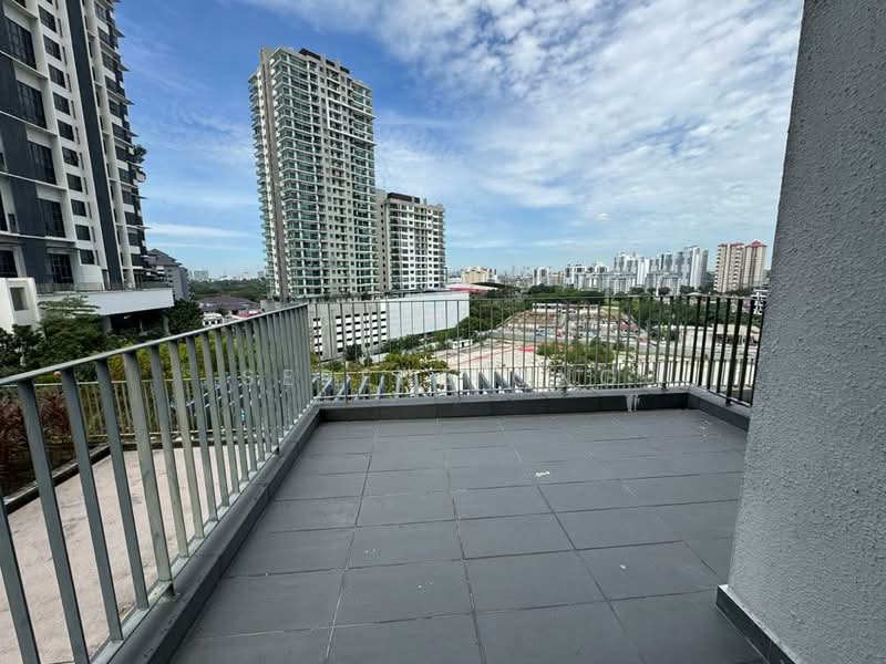 Servis Apartment untuk Disewa di Residential Suites @ HighPark - Serene Ong - Balcony - PropertyGuru.com.my