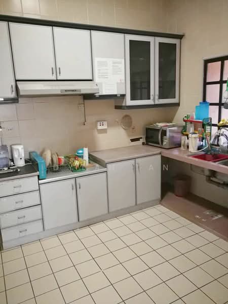 Pangsapuri untuk Dijual di Frinza Court - Dylan Tan - Kitchen - PropertyGuru.com.my
