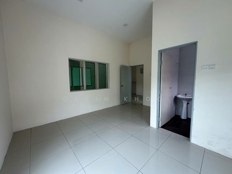 2-storey Terraced House for Sale in Lahat (Perak) - Qazin Khoo - Interior - PropertyGuru.com.my