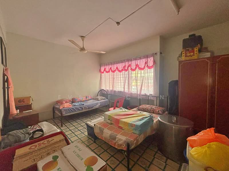 Rumah Teres untuk Dijual di Taman Bukit Intan (Sri Petaling) - Evelle Chan - Bedroom - PropertyGuru.com.my