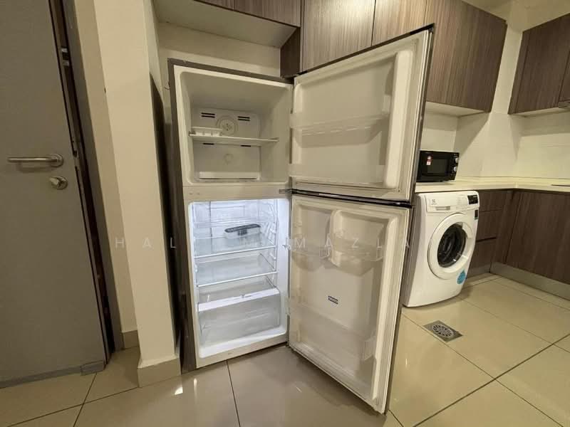 Servis Apartment untuk Disewa di HYVE - Halim Mazlan - Kitchen - PropertyGuru.com.my