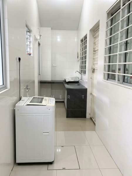 Rumah Teres 1 Tingkat untuk Disewa di SS12 (Subang Jaya) - Esther Tan - Kitchen - PropertyGuru.com.my