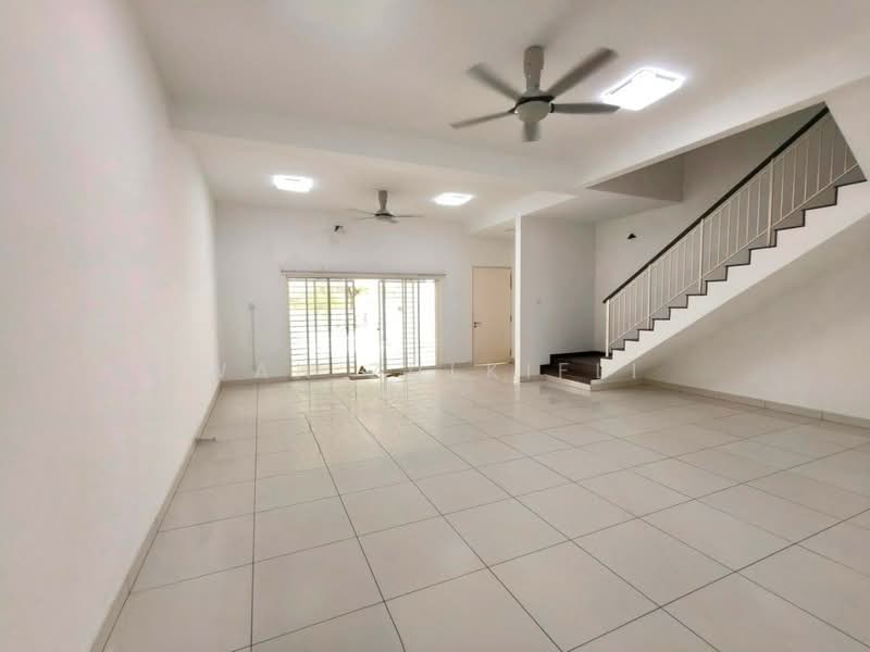 2-storey Terraced House for Sale in Nilai Impian (Nilai) - Wan Zulkifli - Living Room - PropertyGuru.com.my