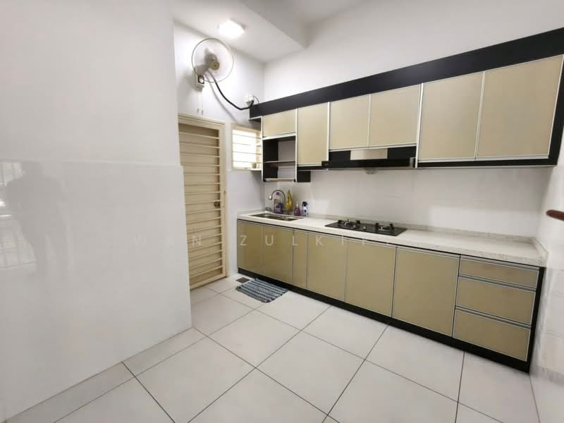 2-storey Terraced House for Sale in Nilai Impian (Nilai) - Wan Zulkifli - Kitchen - PropertyGuru.com.my