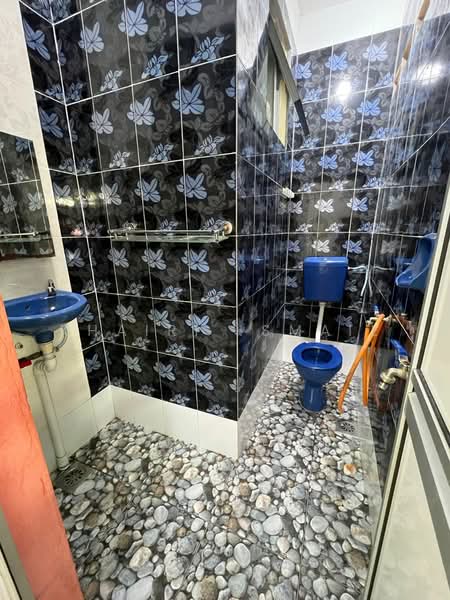 Rumah Teres 1 Tingkat untuk Dijual di Kluang (Johor) - Khairi Ismail - Bathroom - PropertyGuru.com.my