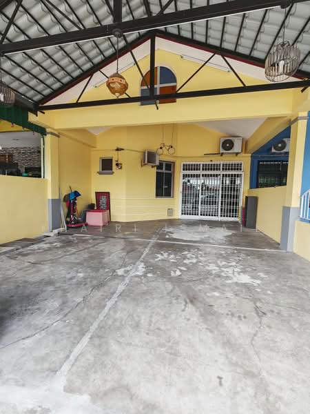 Rumah Teres 1 Tingkat untuk Dijual di Kluang (Johor) - Khairi Ismail - Exterior - PropertyGuru.com.my
