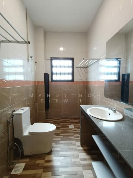 Rumah Teres 2 Tingkat untuk Dijual di Kulai (Johor) - Mandy Goh Siew Li - Bathroom - PropertyGuru.com.my