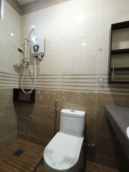 Rumah Teres 2 Tingkat untuk Dijual di Kulai (Johor) - Mandy Goh Siew Li - Bathroom - PropertyGuru.com.my