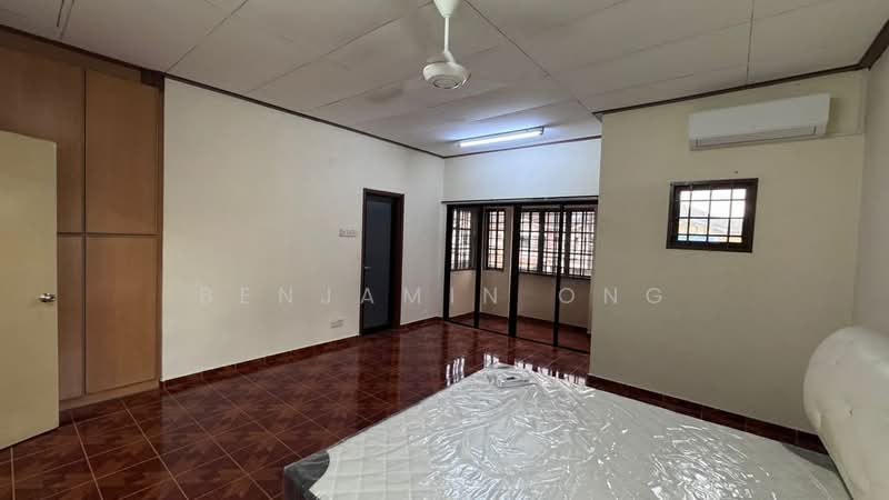 2-storey Terraced House for Rent in Bandar Baru Permas Jaya (Permas Jaya) - Benjamin Ong - Bedroom - PropertyGuru.com.my