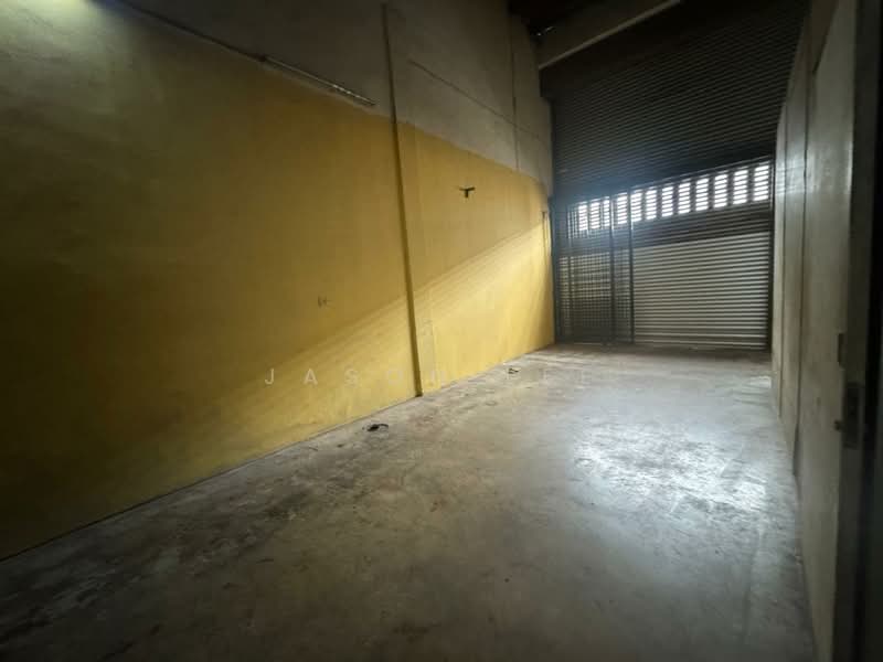 Terrace Factory for Rent in Taman Perindustrian Jaya (Ara Damansara) - Jason Lee - Interior - PropertyGuru.com.my
