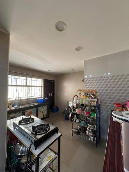2-storey Terraced House for Sale in Subang Bestari (Shah Alam) - Esther Ong - Kitchen - PropertyGuru.com.my