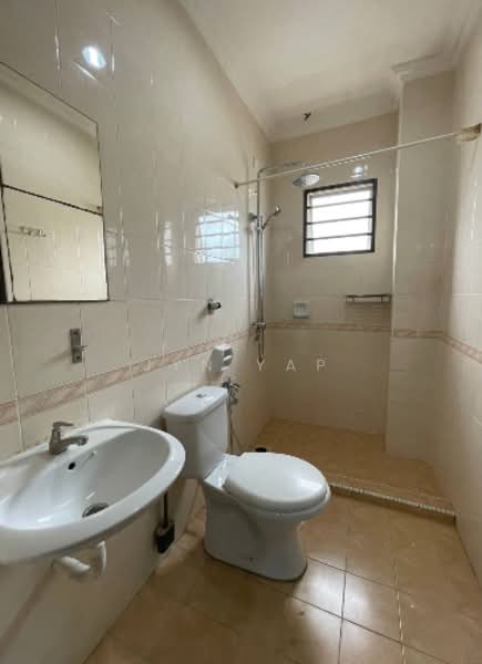 Rumah Berkembar untuk Disewa di Bukit Istana (Kuantan) - Jyn Yap - Bathroom - PropertyGuru.com.my