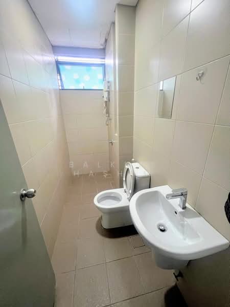 Service Residence for Rent at i-SOHO @ i-City - Balkhis Hashim - Bathroom - PropertyGuru.com.my