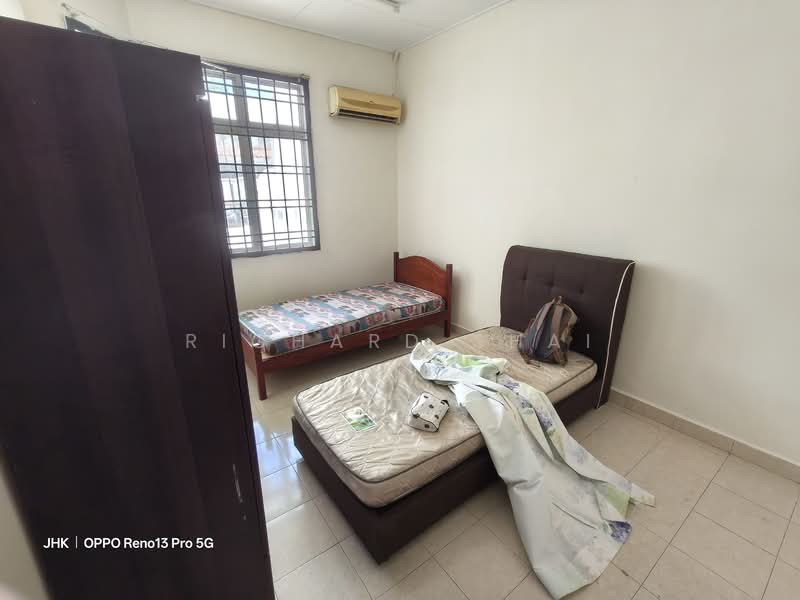 1-storey Terraced House for Rent in Pasir Gudang (Johor) - Richard Shai - Bedroom - PropertyGuru.com.my