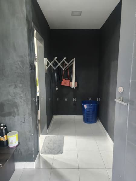 2-storey Terraced House for Sale in Ulu Tiram (Johor) - Stefan Yu - Entrance - PropertyGuru.com.my