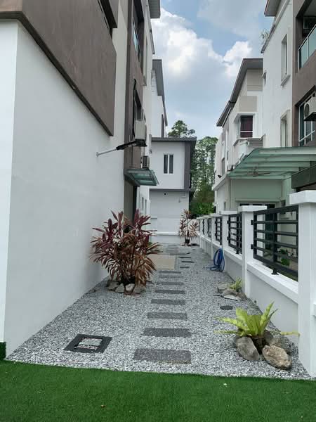 Semi-Detached House for Sale in Canary Garden (Klang) - Jason Fan - PropertyGuru.com.my