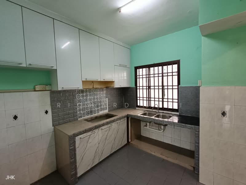 Apartment for Sale at Seri Mutiara Apartment - Richard Shai - Kitchen - PropertyGuru.com.my