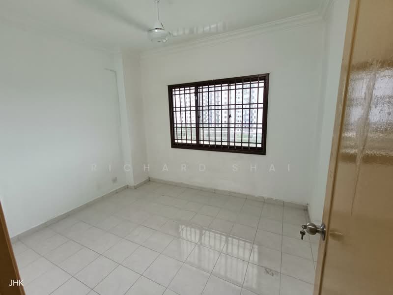 Apartment for Sale at Seri Mutiara Apartment - Richard Shai - Interior - PropertyGuru.com.my