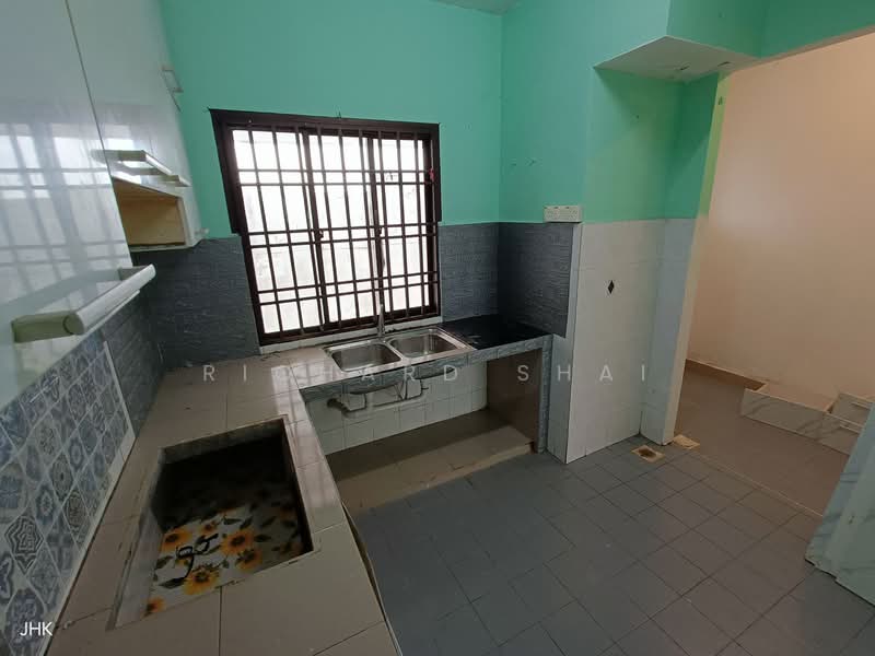 Apartment for Sale at Seri Mutiara Apartment - Richard Shai - Kitchen - PropertyGuru.com.my
