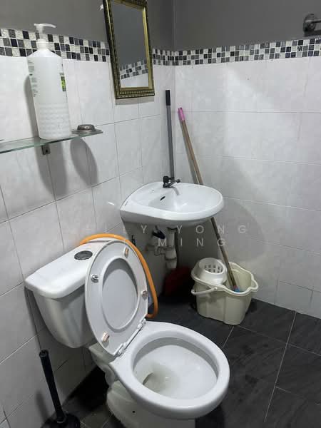 Rumah Bandar untuk Dijual di Batu 9 (Cheras) - Kelly Yong Lee Ming - PropertyGuru.com.my