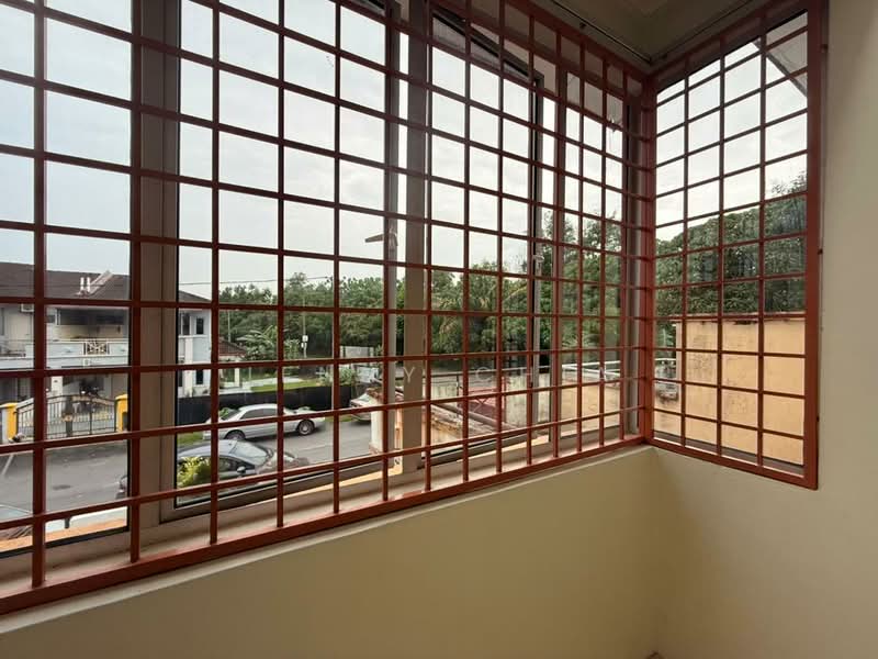 Rumah Teres 2 Tingkat untuk Disewa di Semenyih (Selangor) - Jenny Chia - View - PropertyGuru.com.my