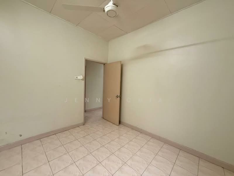Rumah Teres 2 Tingkat untuk Disewa di Semenyih (Selangor) - Jenny Chia - Interior - PropertyGuru.com.my