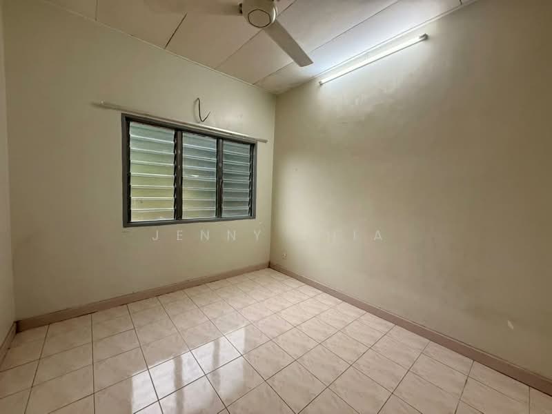 Rumah Teres 2 Tingkat untuk Disewa di Semenyih (Selangor) - Jenny Chia - Interior - PropertyGuru.com.my