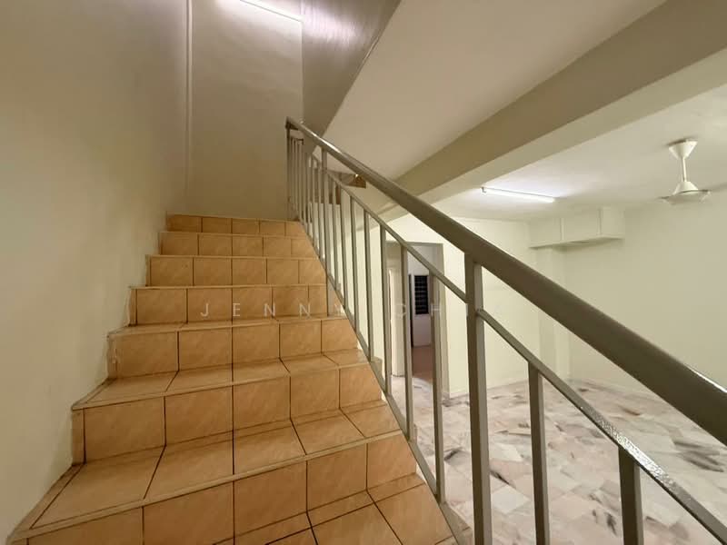 Rumah Teres 2 Tingkat untuk Disewa di Semenyih (Selangor) - Jenny Chia - Interior - PropertyGuru.com.my