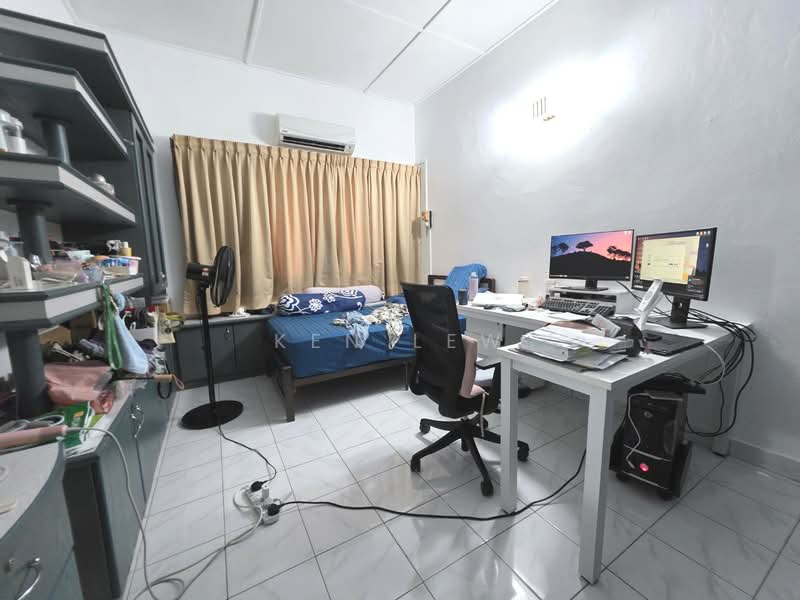 2-storey Terraced House for Sale in Taman Connaught (Cheras) - Ken Lew - Bedroom - PropertyGuru.com.my