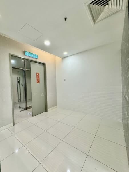 Office for Rent in Bangsar Utama (Bangsar) - Zach Gan - Entrance - PropertyGuru.com.my