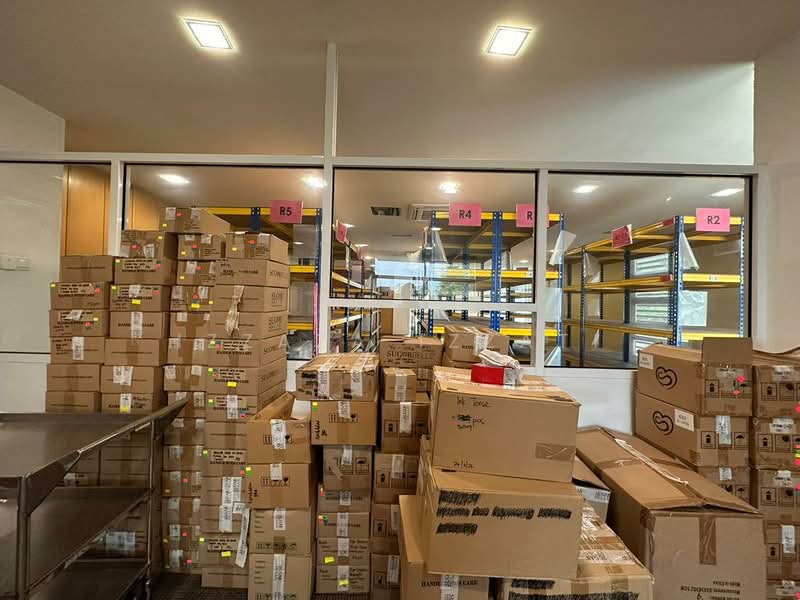 Retail Office for Rent in Laman Seri (Shah Alam) - Izzaza Izzati - PropertyGuru.com.my