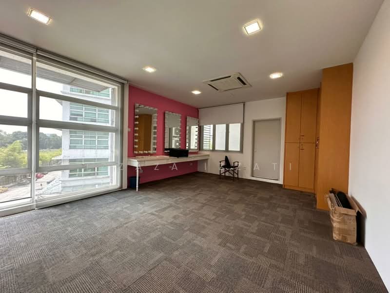 Retail Office for Rent in Laman Seri (Shah Alam) - Izzaza Izzati - Interior - PropertyGuru.com.my